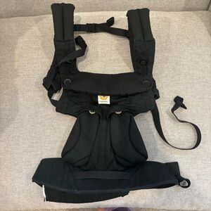 Ergobaby Black Carrier
